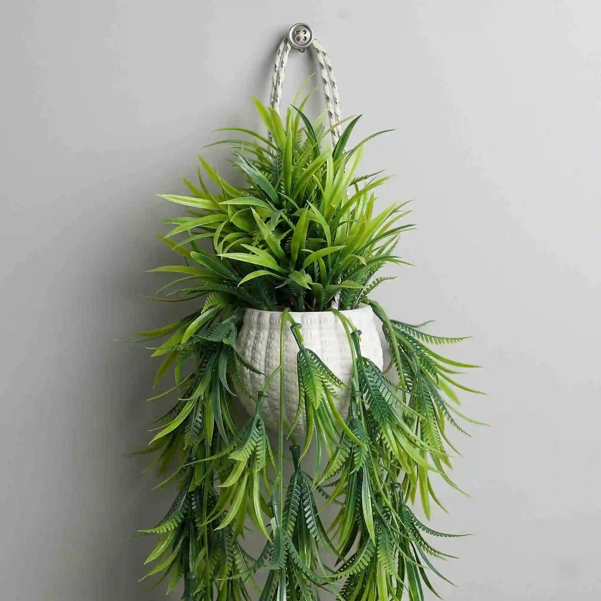 Green Filler Wall Plant - DecoraPK